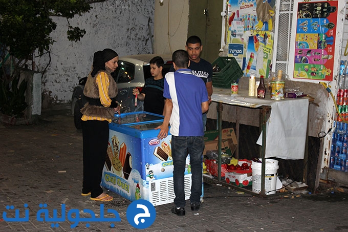 افتتاح بازار رمضان في حارتنا بمشاركة كبيرة من الاهالي